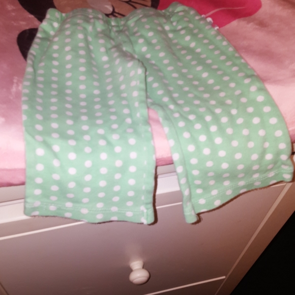 Too small - Picture 6 of 7